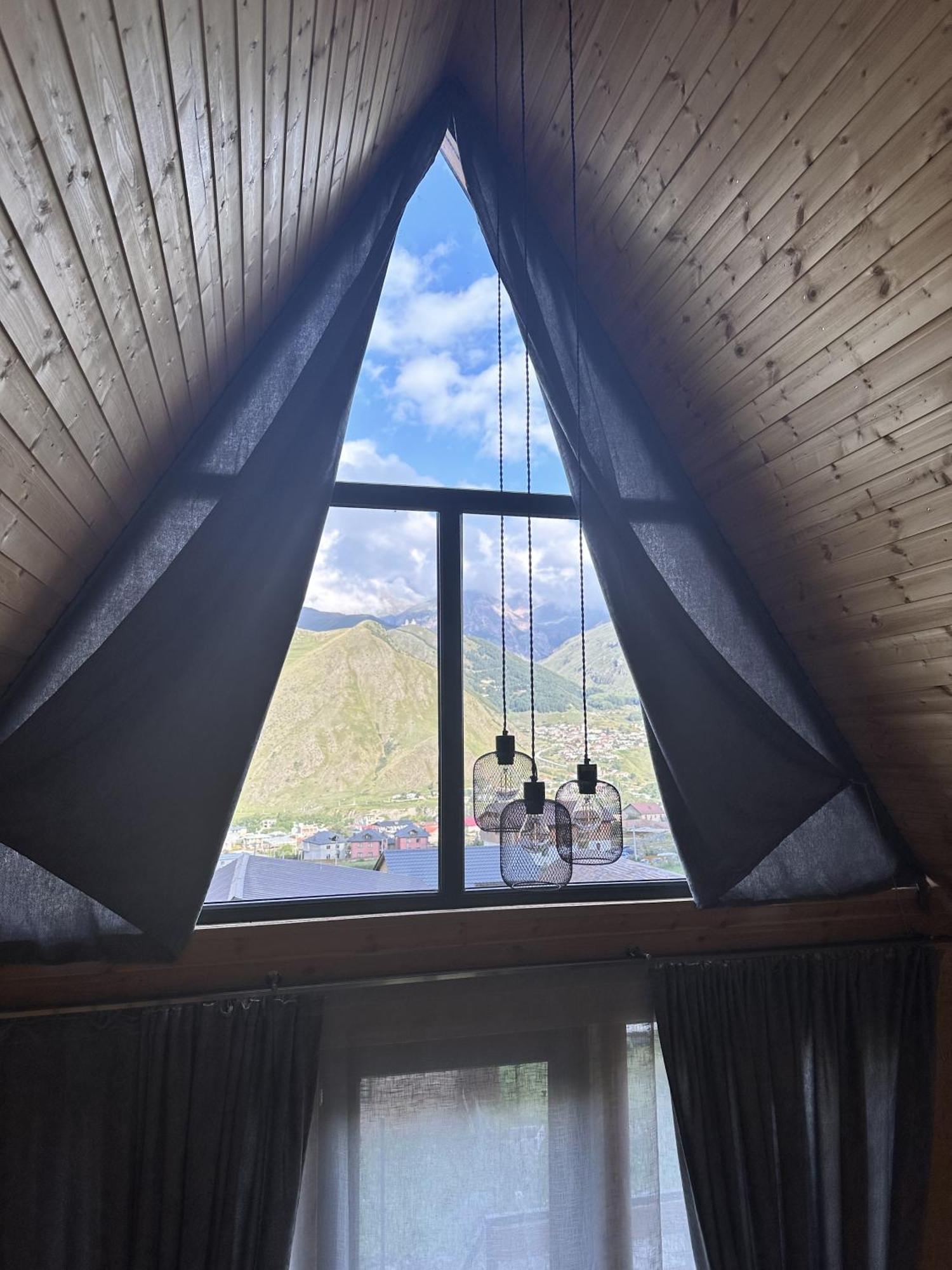 A&B Cottages Kazbegi Eksteriør billede