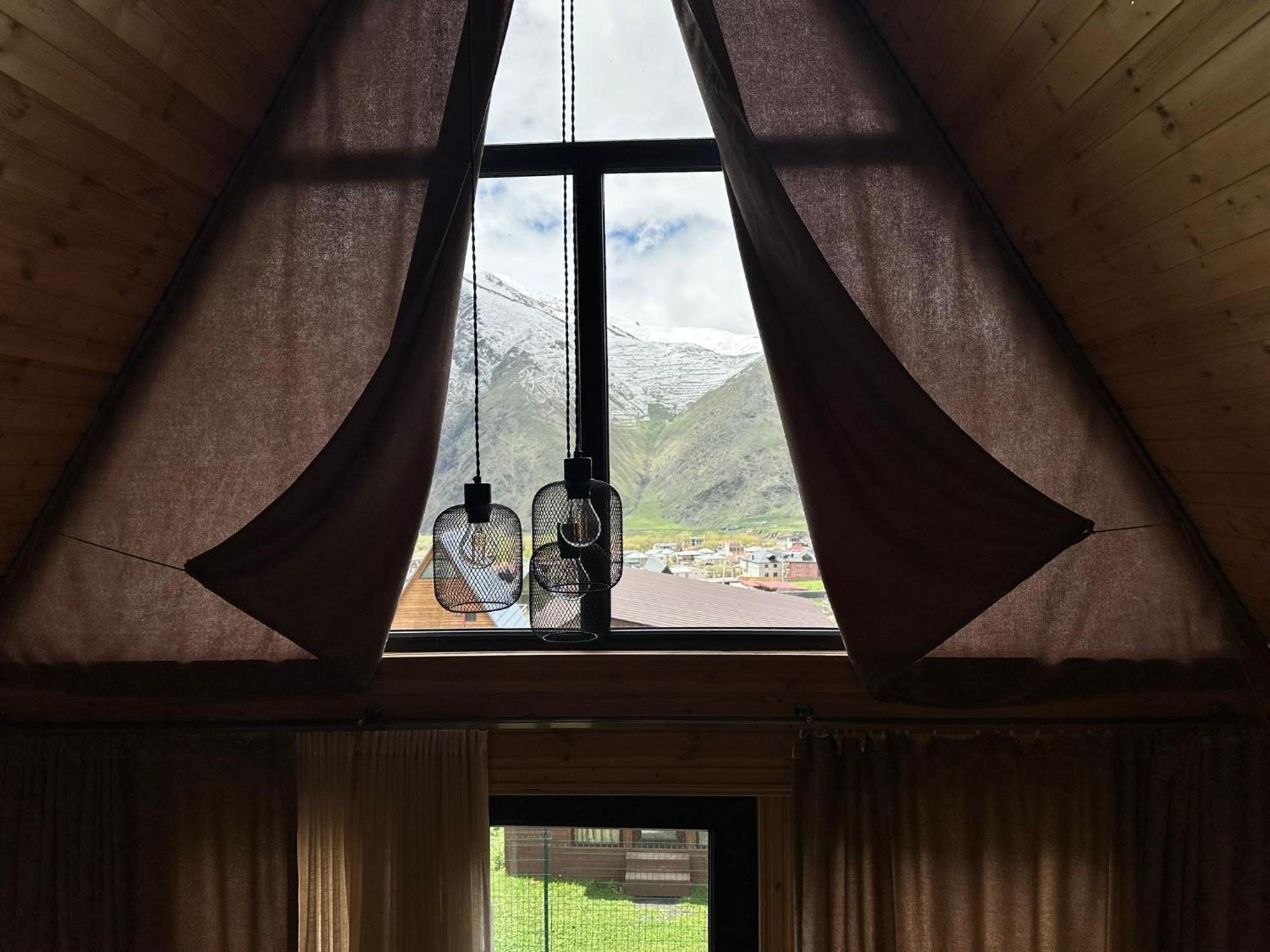 A&B Cottages Kazbegi Eksteriør billede