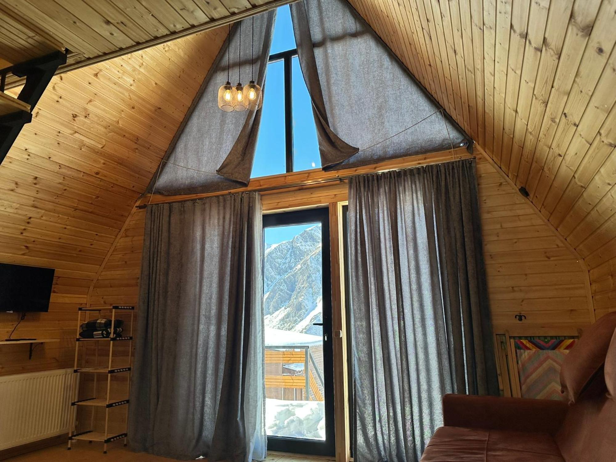 A&B Cottages Kazbegi Eksteriør billede